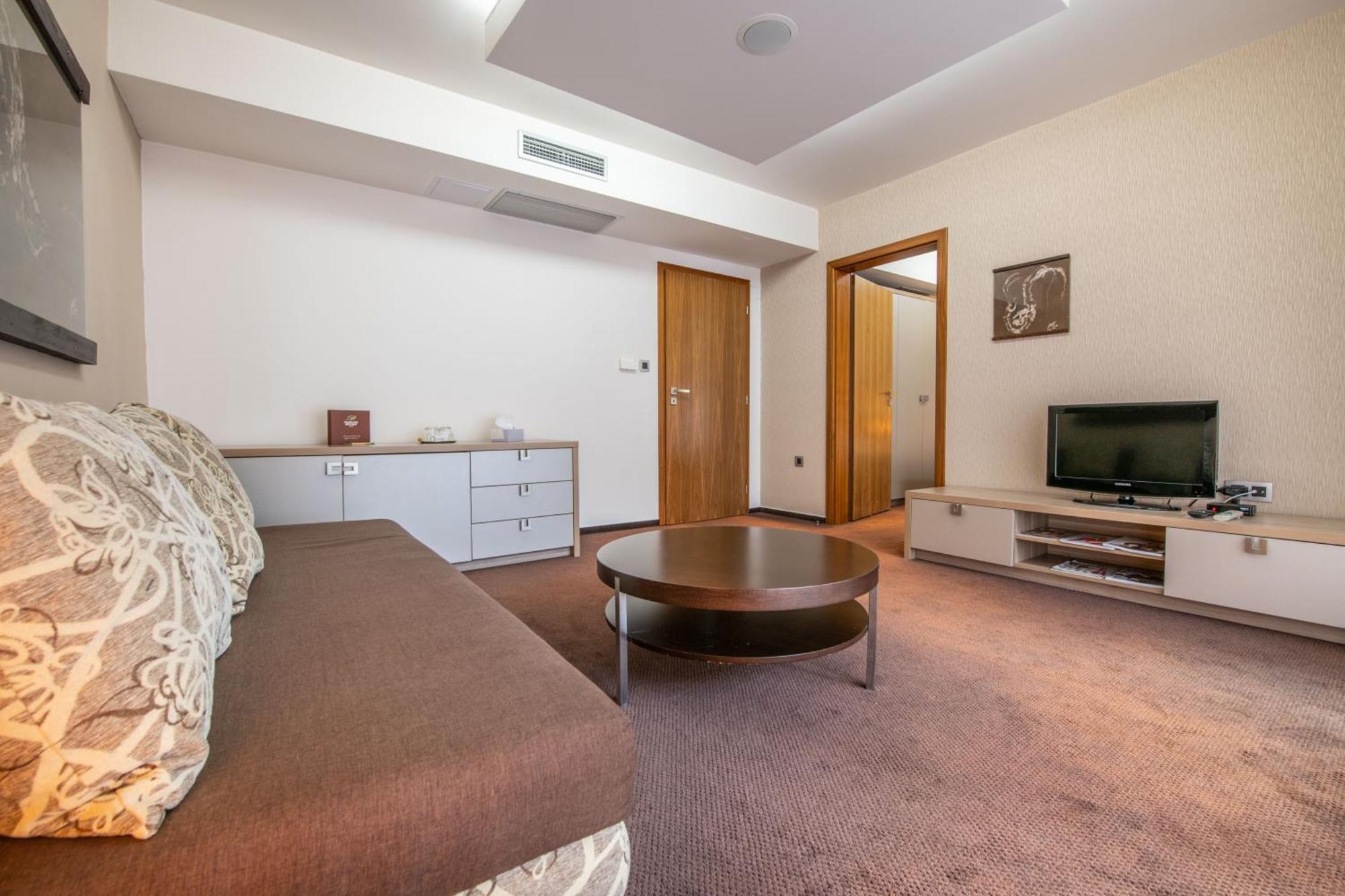 Wellness Hotel Diplomat Rajecké Teplice Zewnętrze zdjęcie
