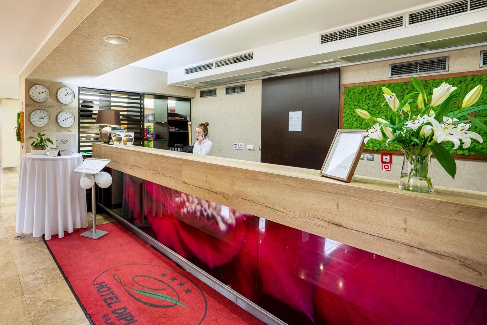 Wellness Hotel Diplomat Rajecké Teplice Zewnętrze zdjęcie