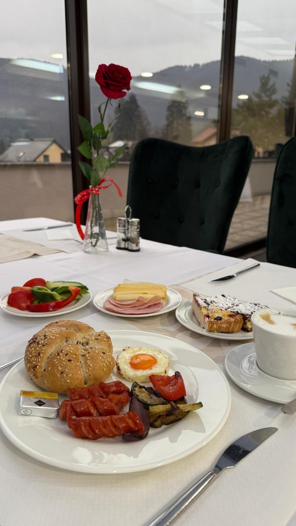 Wellness Hotel Diplomat Rajecké Teplice Zewnętrze zdjęcie