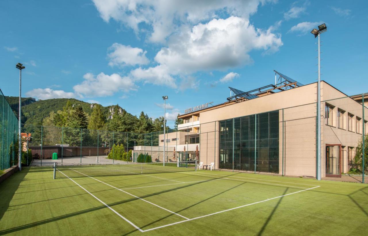 Wellness Hotel Diplomat Rajecké Teplice Zewnętrze zdjęcie